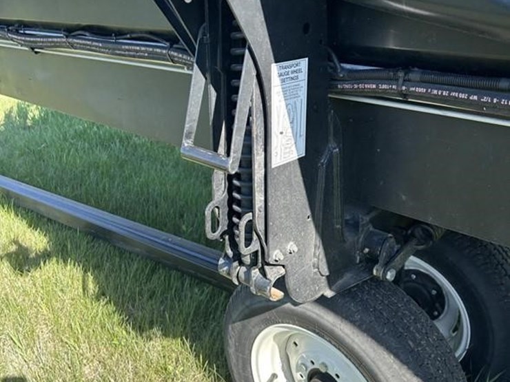 2019-mac-don-fd145-image-21
