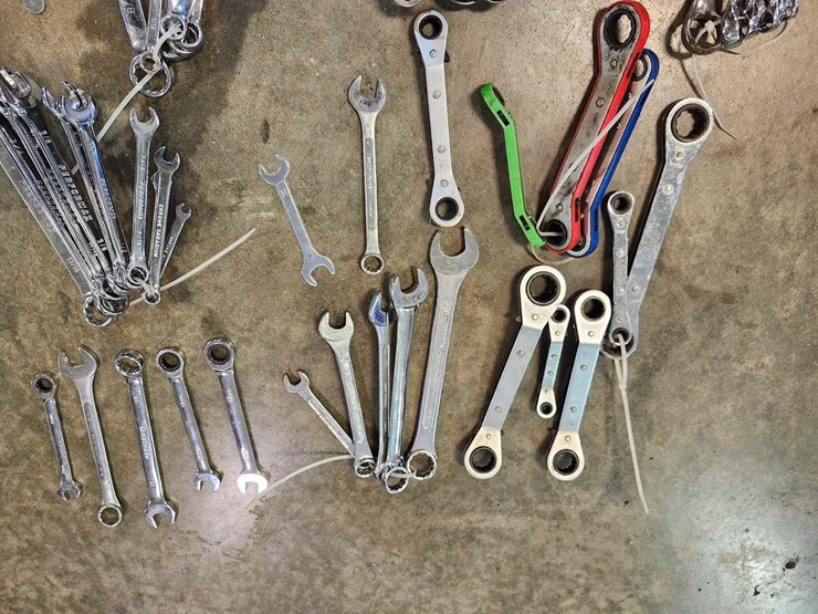 assortment-of-tools-image-2