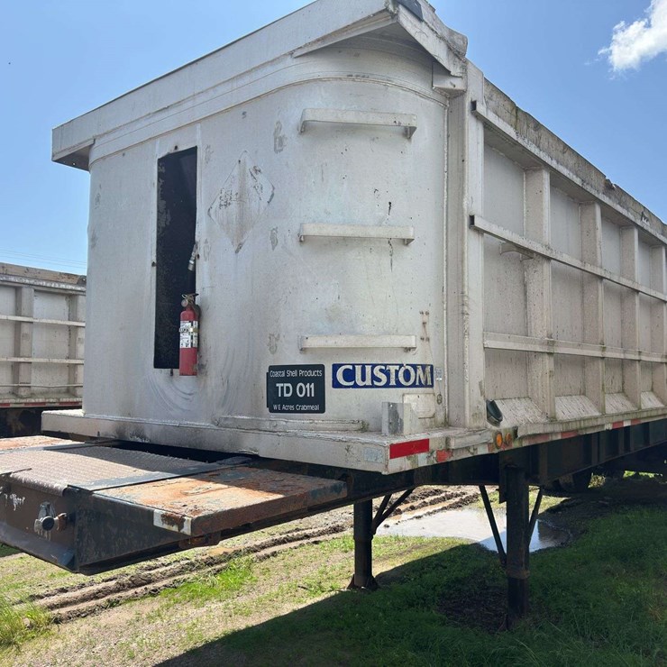 1988 CUSTOM TRAILER