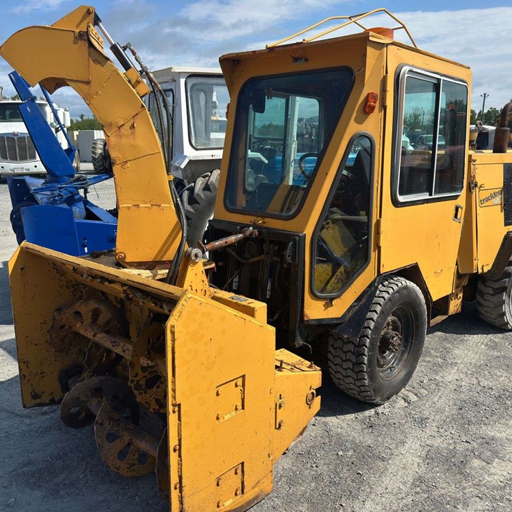 TRACKLESS MT4T5