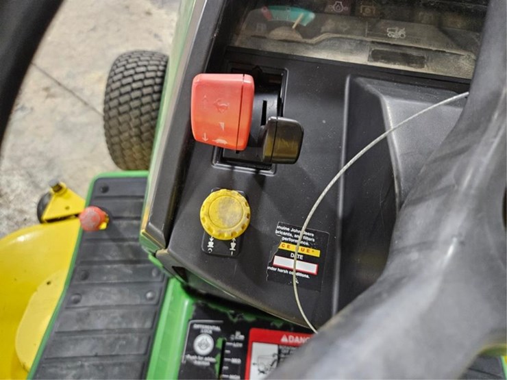 john-deere-425-image-26