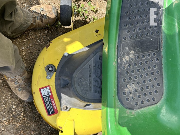 john-deere-d140-image-8