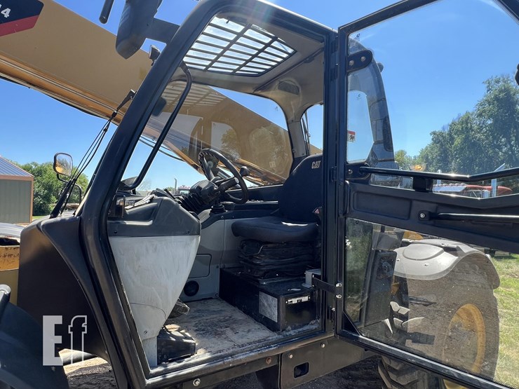 caterpillar-th514-image-15