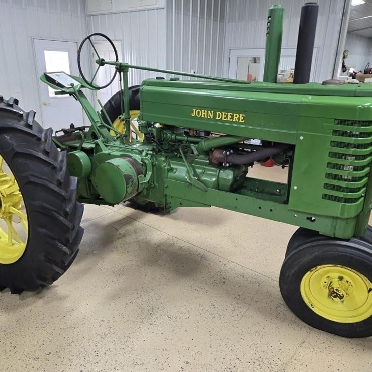 JOHN DEERE A
