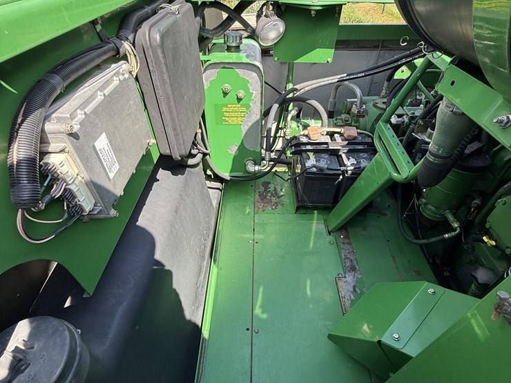 john-deere-9860-sts-image-48