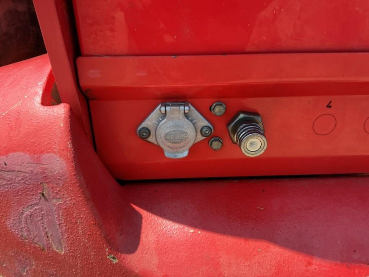 2016-manitou-mlt840-115-ps-image-40