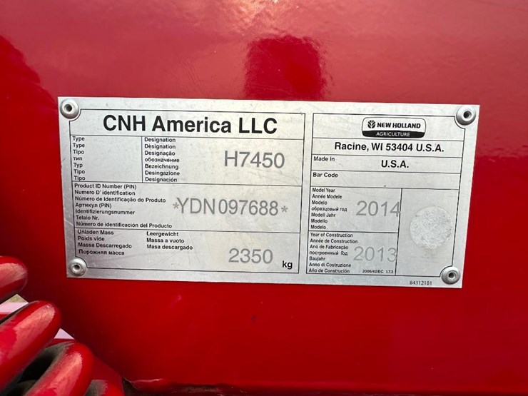 2014-new-holland-h7450-image-41