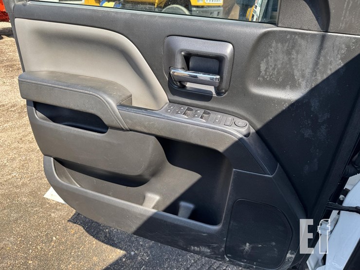 chevrolet-3500hd-image-18