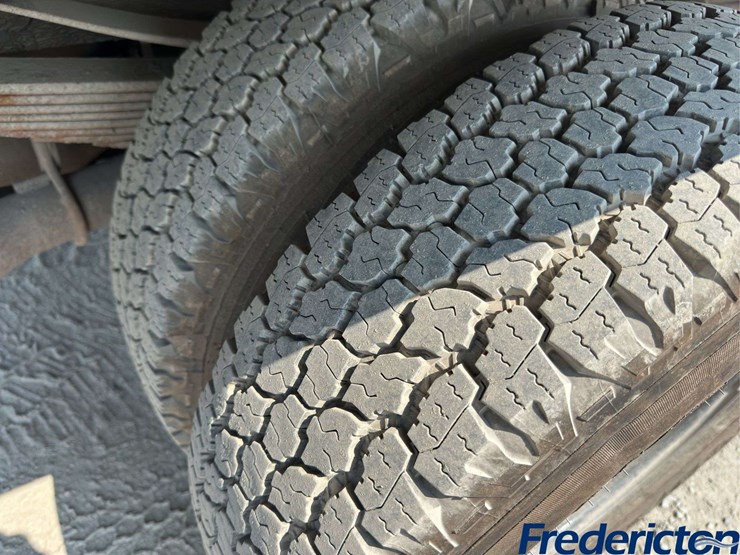 2012-ford-f350-xl-image-9