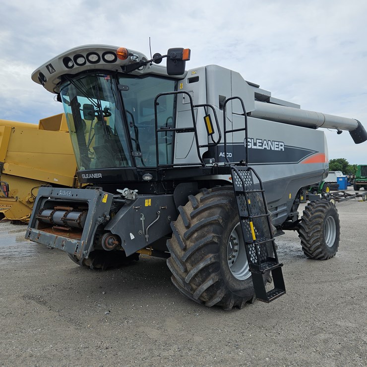 2009 GLEANER A76