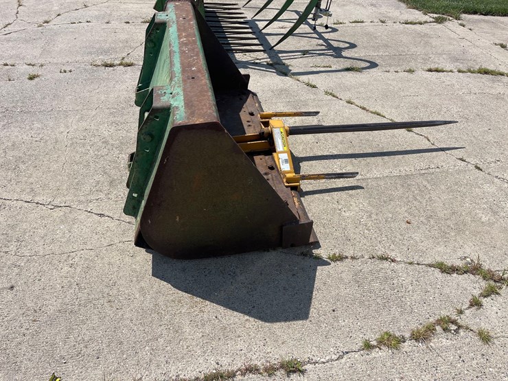 john-deere-265-image-4