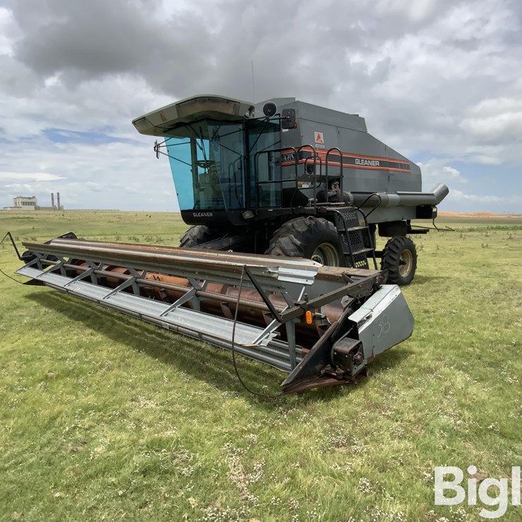 1992 GLEANER R52