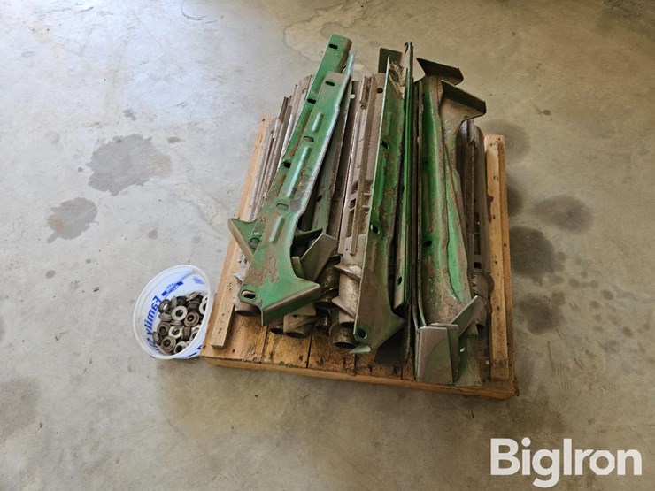 john-deere-608c-image-6