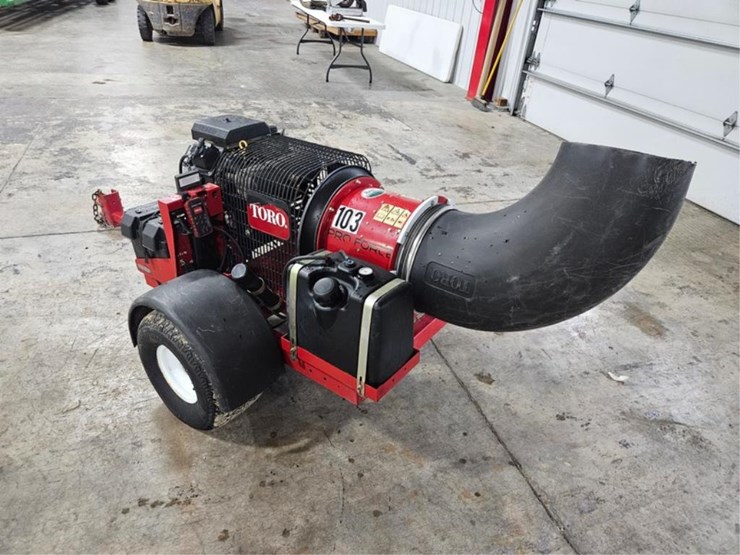 #374-•-2012-toro-pro-force-towable-blower-image-3