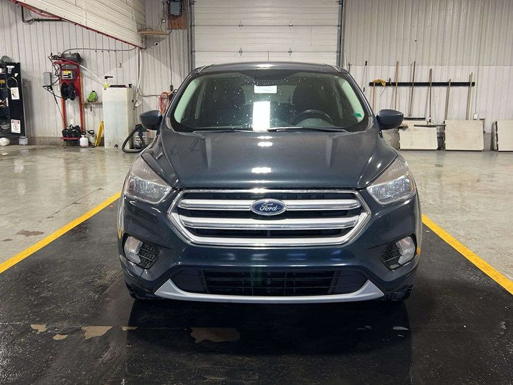 2019-ford-escape-image-8