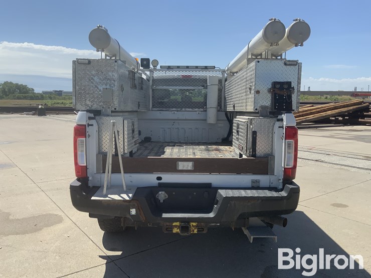 2017-ford-f350-xl-image-6
