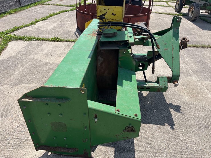 john-deere-snow-blower-image-8