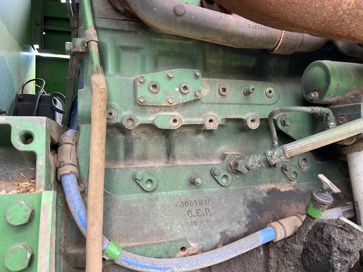 john-deere-6950-image-25