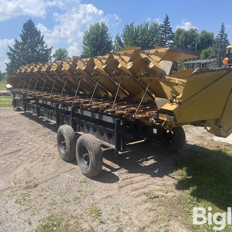 2001 CATERPILLAR 1230