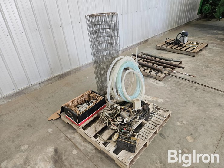 hiniker-8150-monitor,-unused-truck-starter,-&-other-misc.-items-image-2