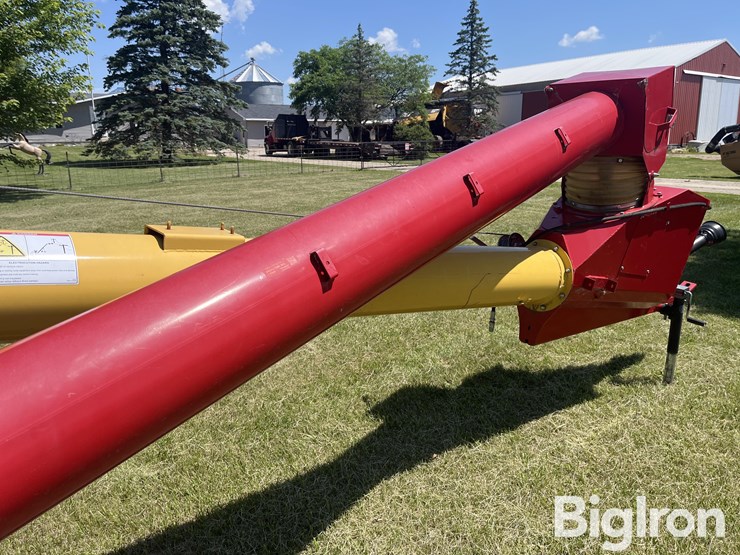 westfield-mk100-63-grain-auger-w/swing-hopper-image-17