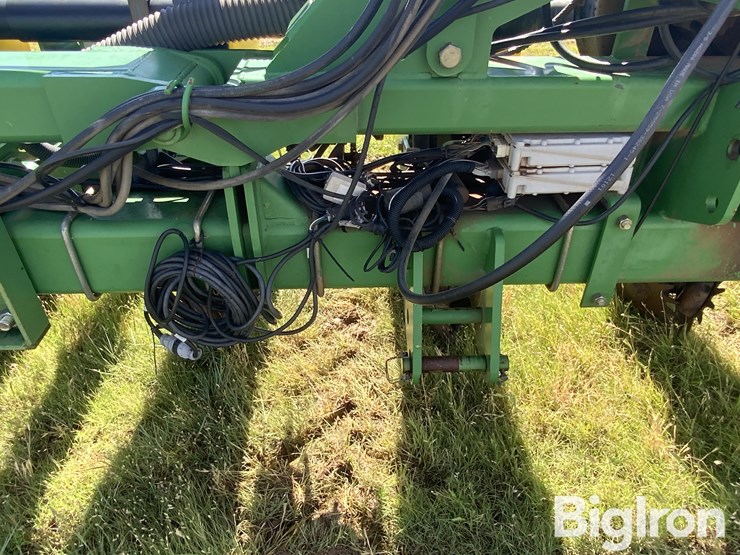 2002-john-deere-1720-image-11