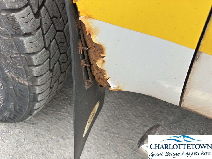 ford-f250-xl-image-15