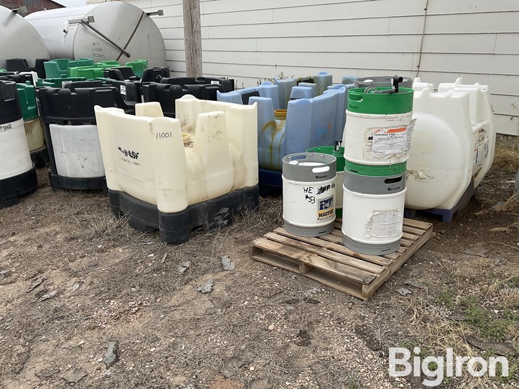 poly-chemical-totes-image-1
