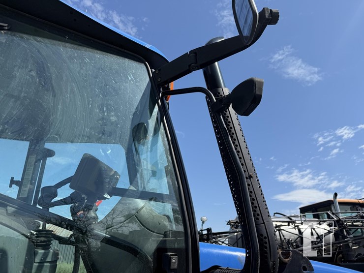 2006-new-holland-tm155-image-24