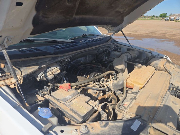 2015-ford-f150-xlt-image-19