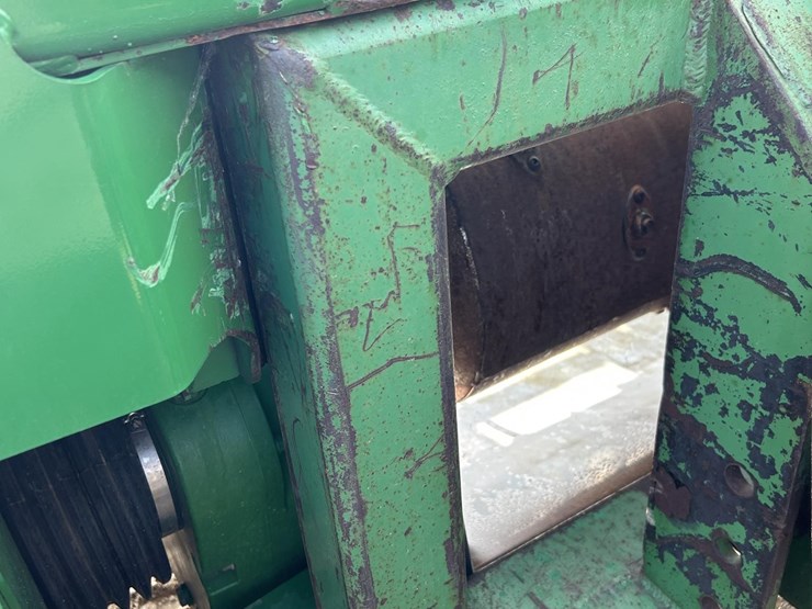 2013-john-deere-640fd-image-46
