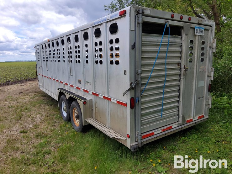 2002-wilson-5724t-t/a-gooseneck-livestock-trailer-image-7