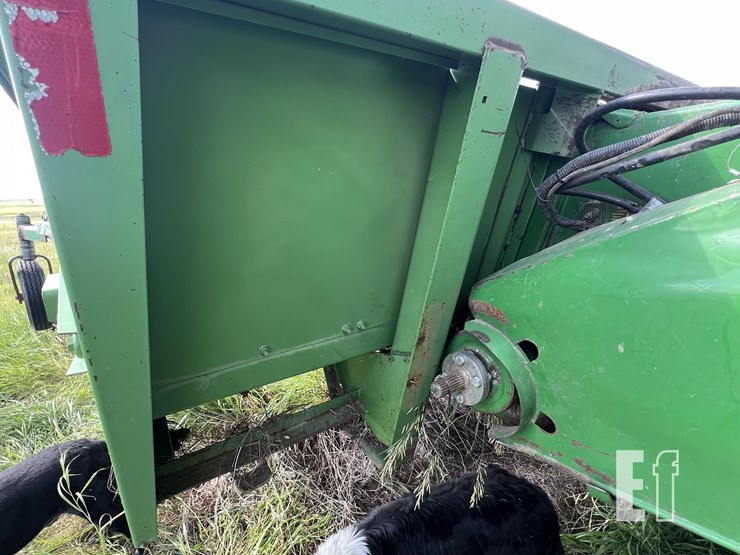 john-deere-212-image-10