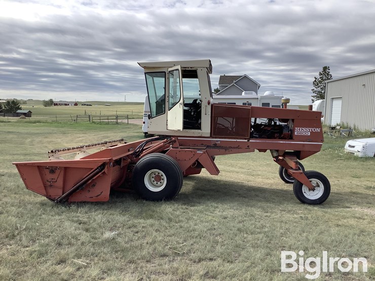 hesston-6600-image-8