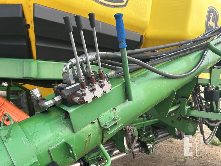 2009-john-deere-1870-image-40