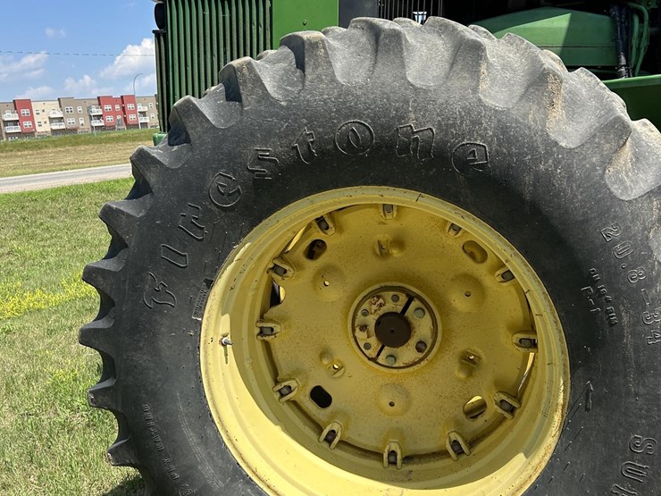 1984-john-deere-8450-image-7
