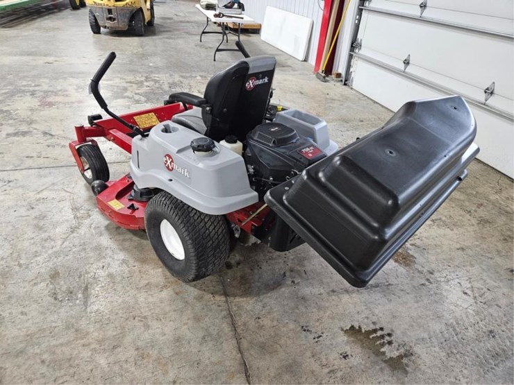 #378-•-exmark-zero-turn-mower-image-3