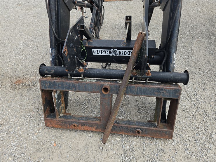 bush-hog-3226qt-image-2