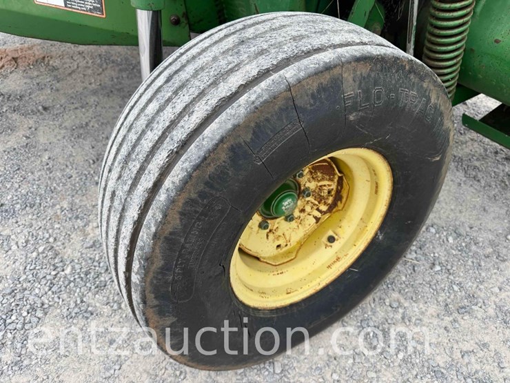 john-deere-160a-image-11