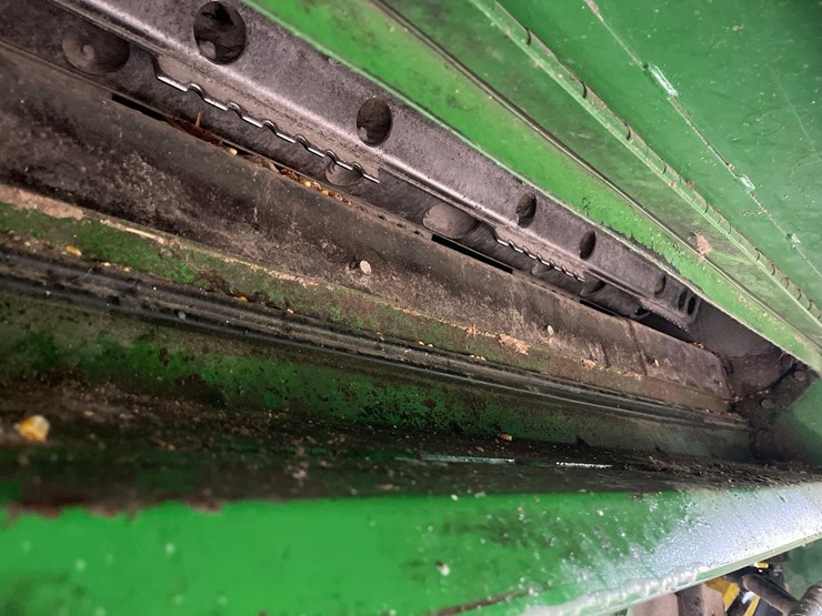 2011-john-deere-9770-sts-image-56