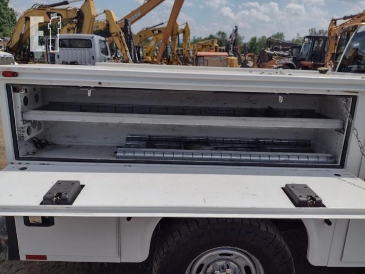 2019-ford-f350-image-26