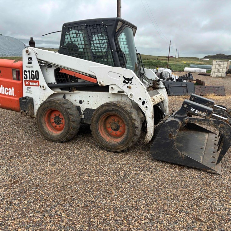 2016 BOBCAT S160