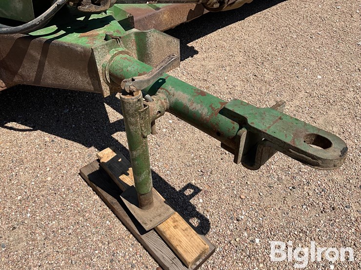 john-deere-120-image-10