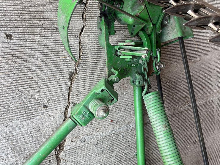 john-deere-350-image-10