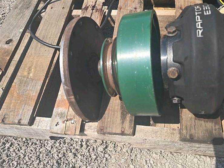 #147-•-raptor-e30-centrifugal-clutch-image-1