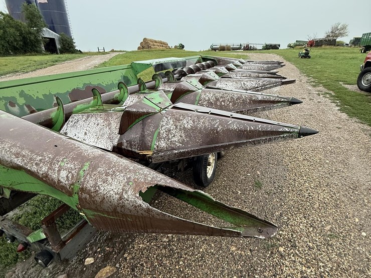 john-deere-844-image-7