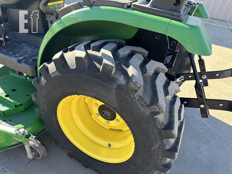 2015-john-deere-2025r-image-9