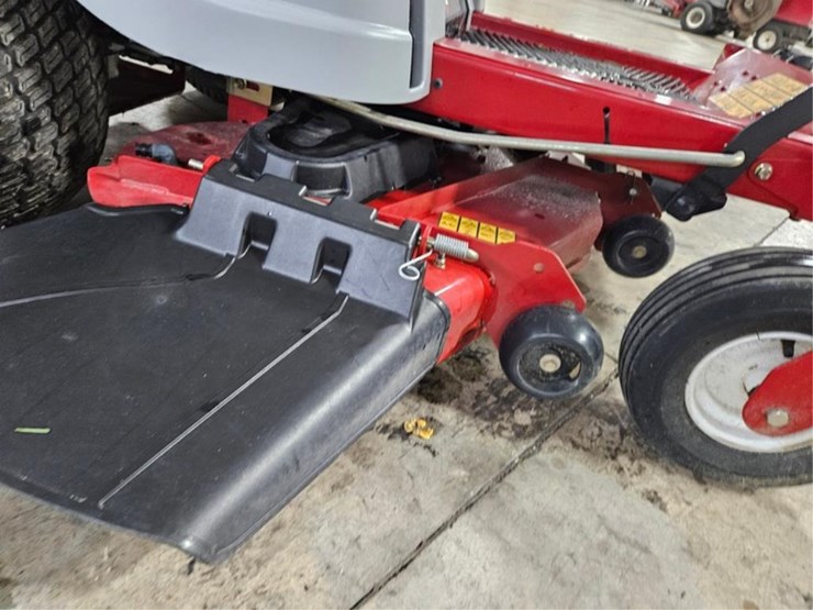 #378-•-exmark-zero-turn-mower-image-10