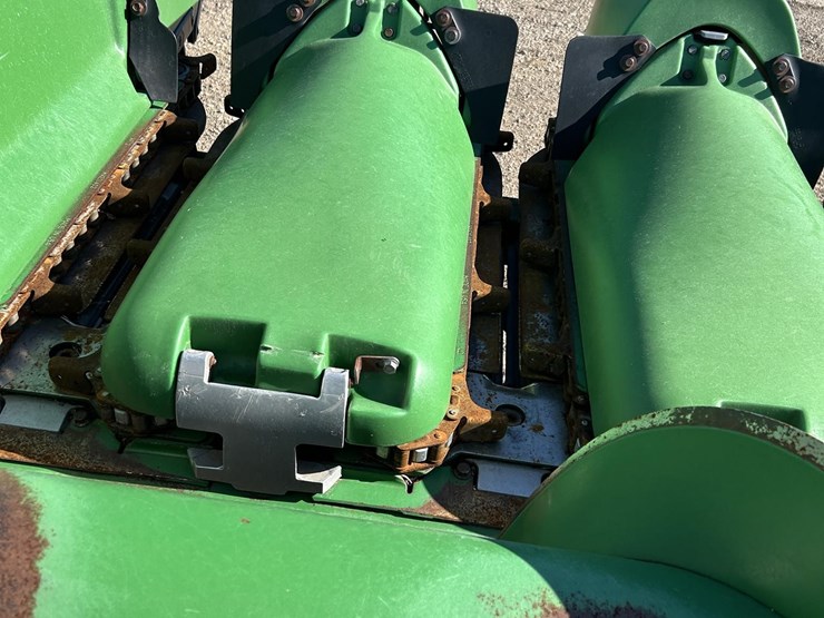 2011-john-deere-612c-image-13