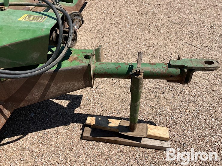 john-deere-120-image-9